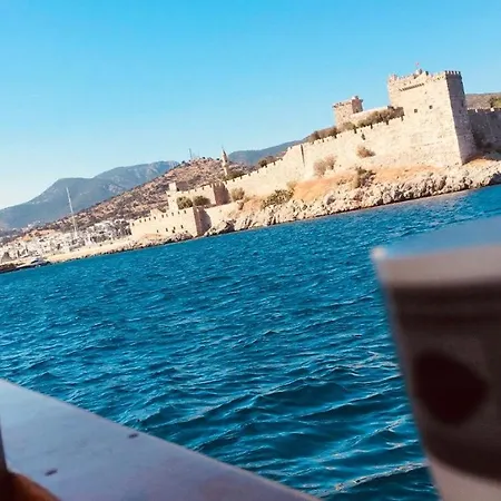 Yakamoz Bateau-hôtel